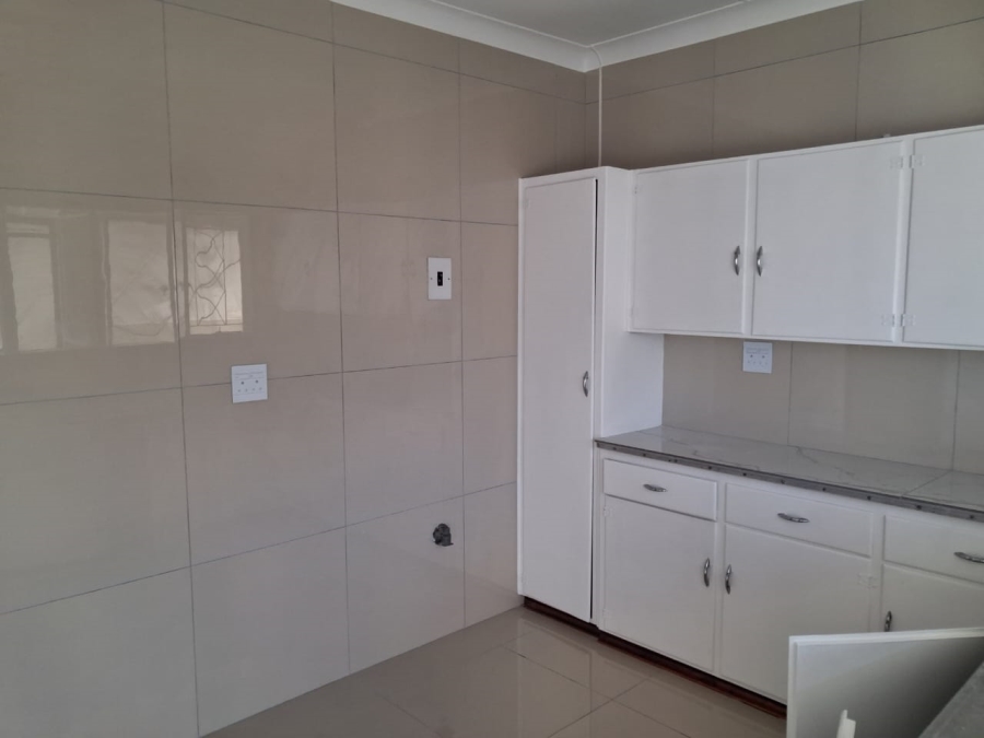 To Let 2 Bedroom Property for Rent in Southernwood Eastern Cape